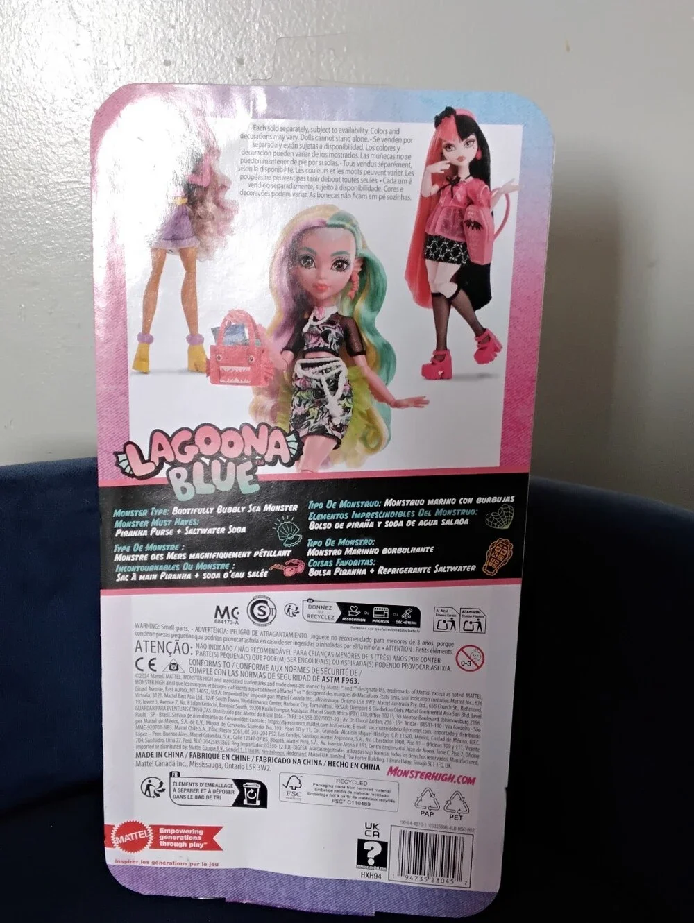 Monster High  Lagoona Blue Doll 11 Inches NEW & SEALED